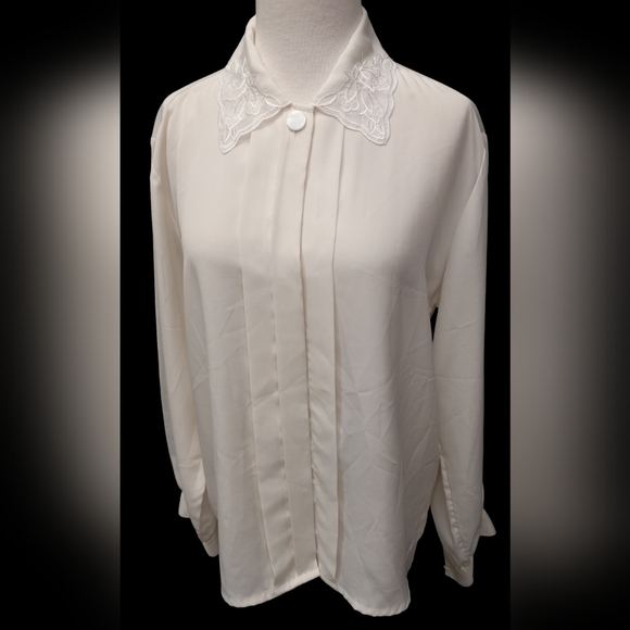 Grannycore Vintage 80s Marlis White Button Down Shirt - Picture 1 of 9